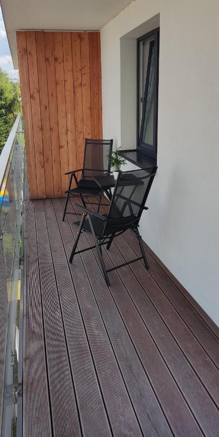 Apartamenty Parkowe B18 Oświęcim Esterno foto